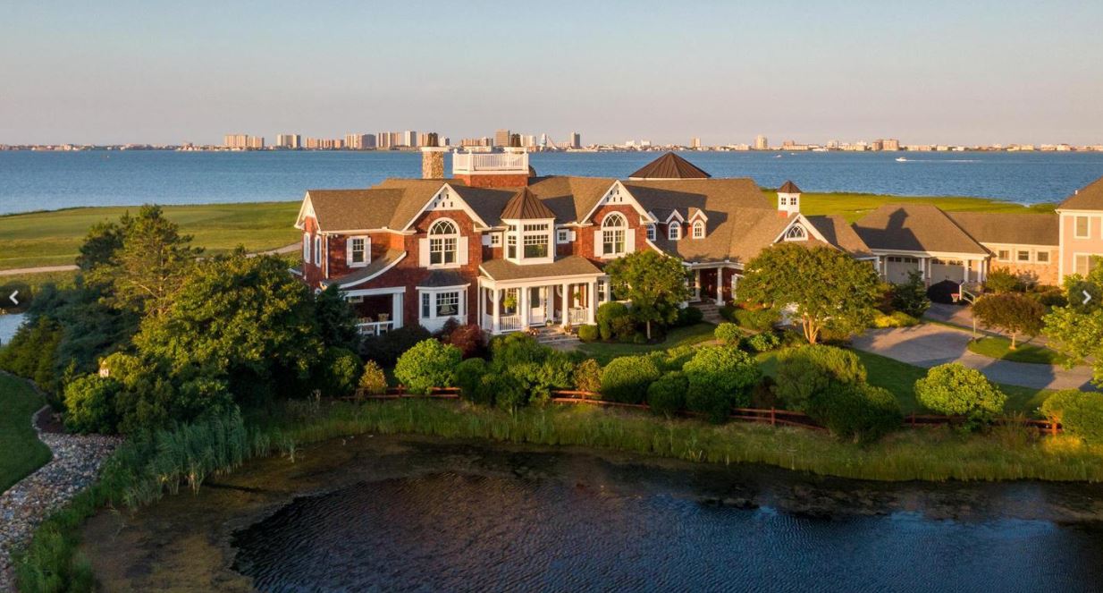 A drone view of a beautiful house in Bishopville Maryland.